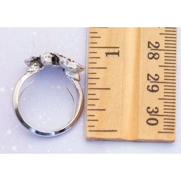 Vintage Black Floral Ring | Silver Tone Ring | Size 7 | Avon | J13 - Picture 3 of 3